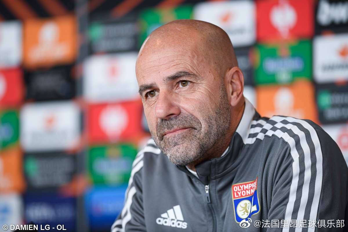 爱游戏入口浓眉哥重返赛场,重要助攻首场状态出色,巴黎圣日耳曼观众沸腾!气势如虹延续的简单介绍